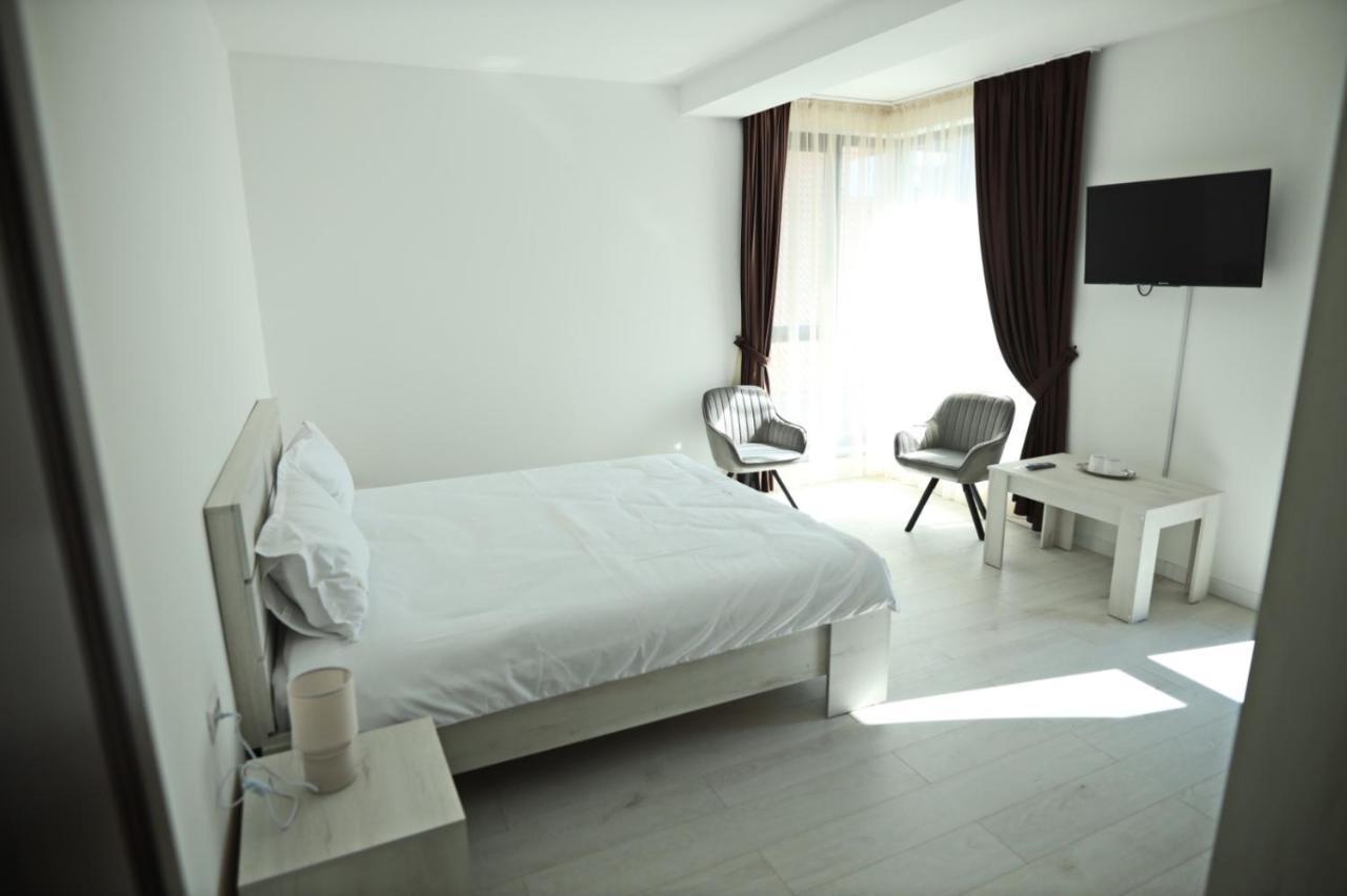 Casa Vys Appartement Piteşti Buitenkant foto