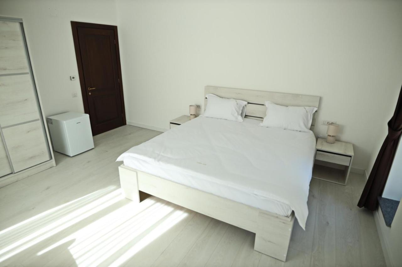 Casa Vys Appartement Piteşti Buitenkant foto