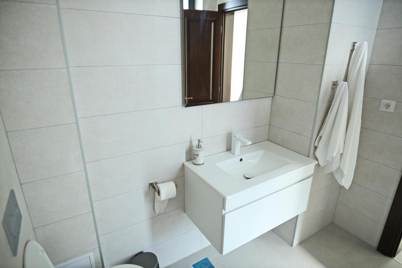 Casa Vys Appartement Piteşti Buitenkant foto