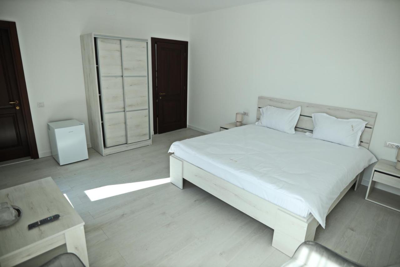 Casa Vys Appartement Piteşti Buitenkant foto