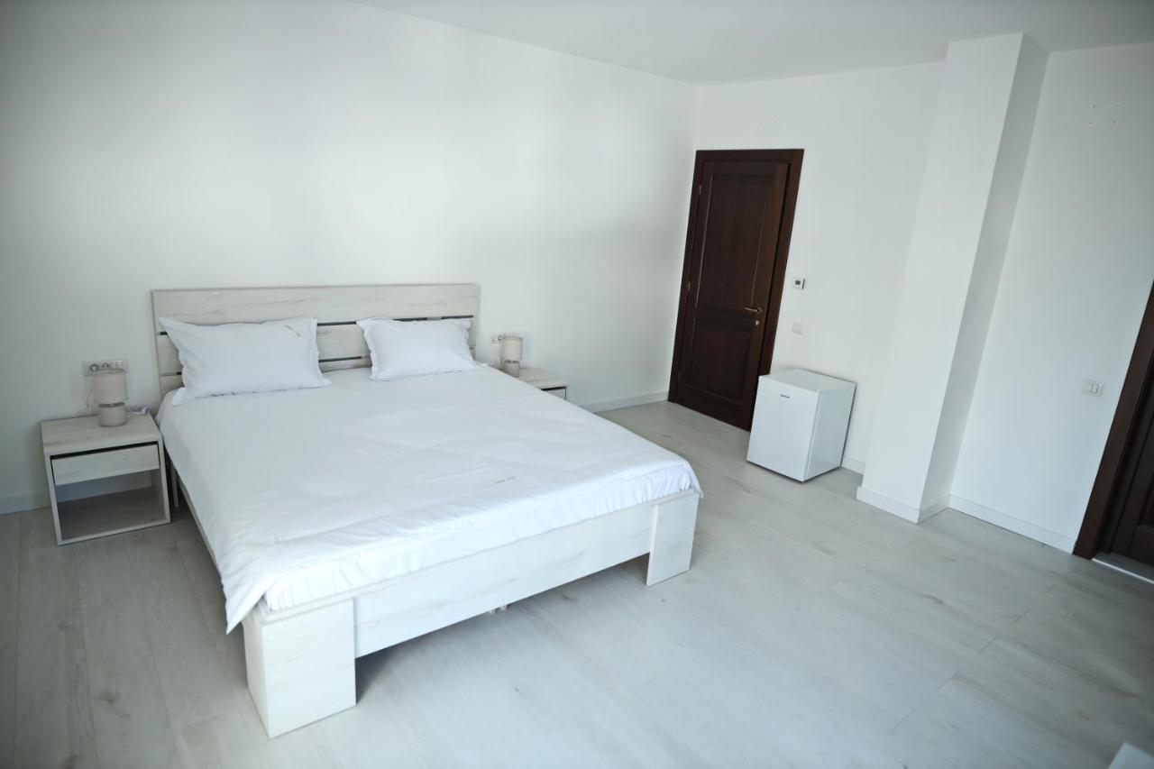 Casa Vys Appartement Piteşti Buitenkant foto