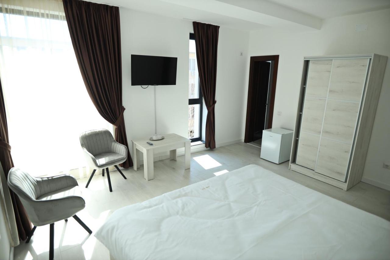 Casa Vys Appartement Piteşti Buitenkant foto