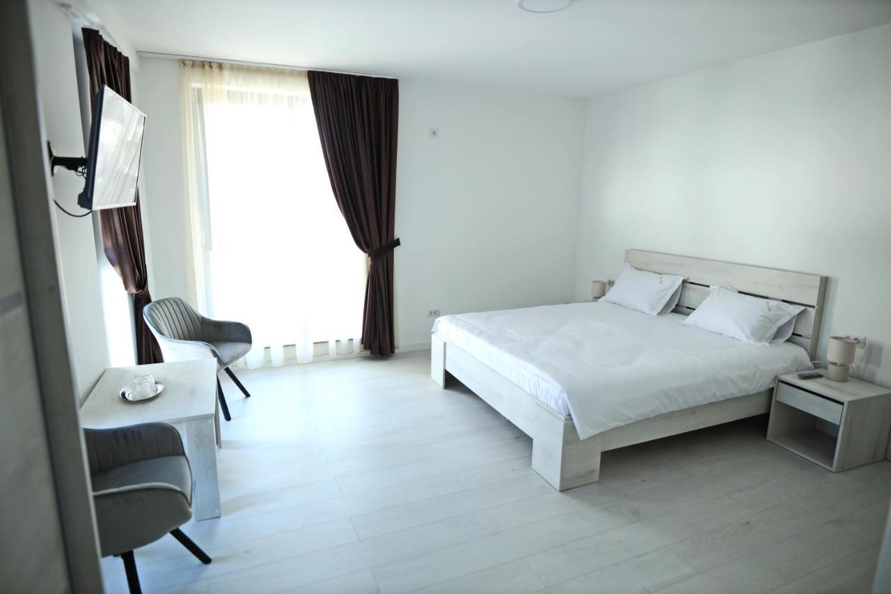Casa Vys Appartement Piteşti Buitenkant foto