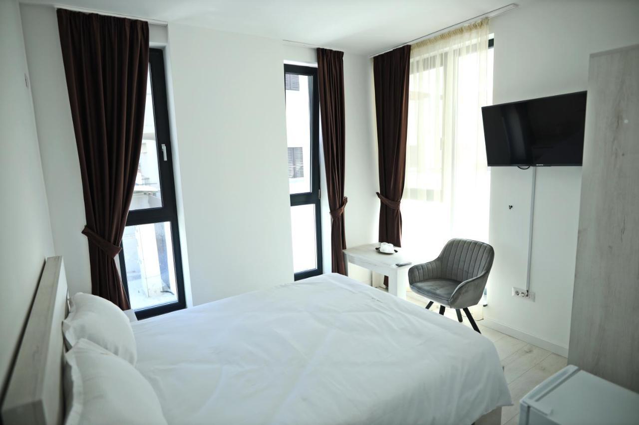 Casa Vys Appartement Piteşti Buitenkant foto