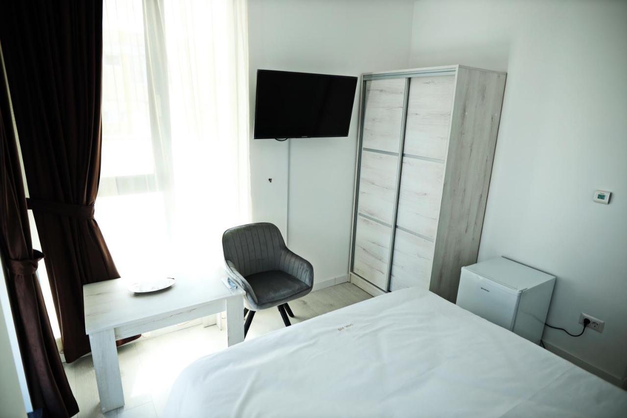 Casa Vys Appartement Piteşti Buitenkant foto