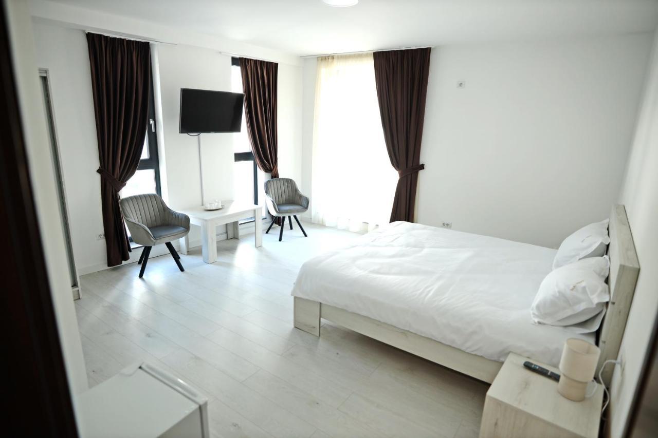 Casa Vys Appartement Piteşti Buitenkant foto