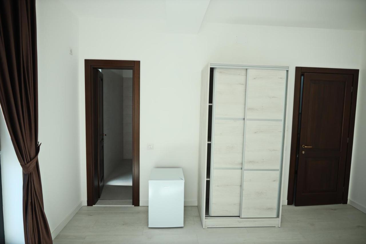 Casa Vys Appartement Piteşti Buitenkant foto