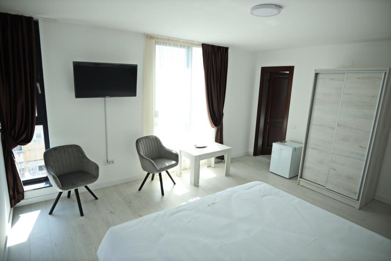 Casa Vys Appartement Piteşti Buitenkant foto