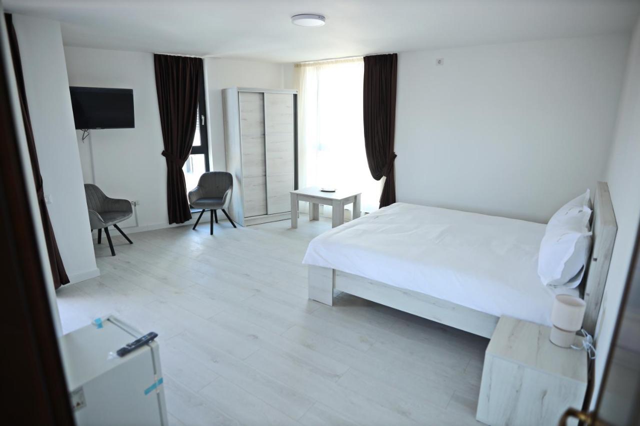 Casa Vys Appartement Piteşti Buitenkant foto
