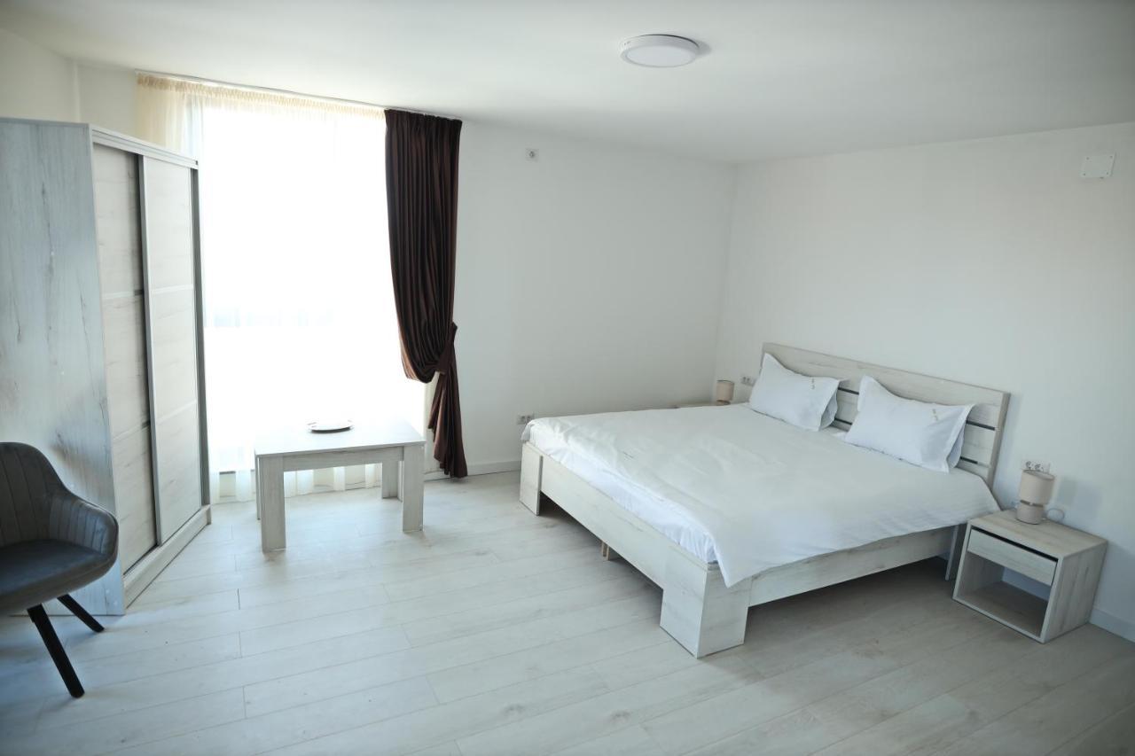 Casa Vys Appartement Piteşti Buitenkant foto